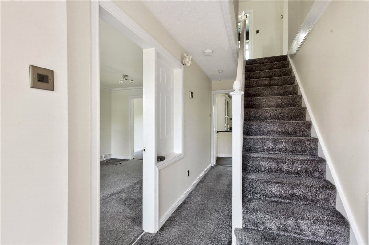 4 bedroom house, Wood Fields, Bramley S66 - Available