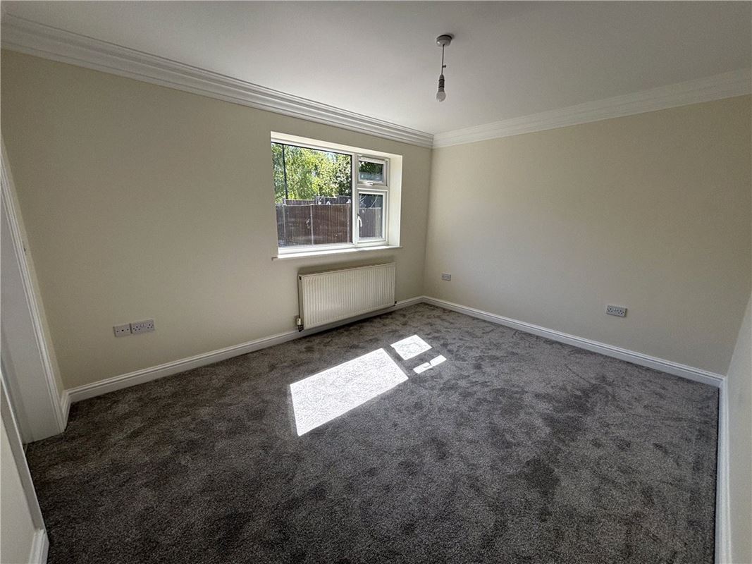3 bedroom bungalow, Nascot Close, Bramley S66 - Let Agreed