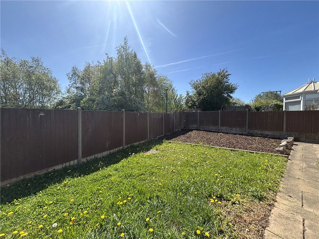 3 bedroom bungalow, Nascot Close, Bramley S66 - Let Agreed