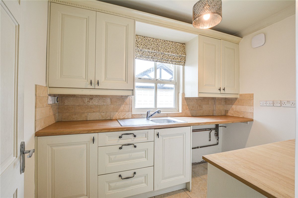 4 bedroom house, Glazebrook Lane, Glazebrook WA3 - Let Agreed