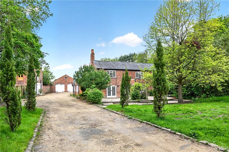 4 bedroom house, Hulse Heath Lane, Mere WA16 - Available