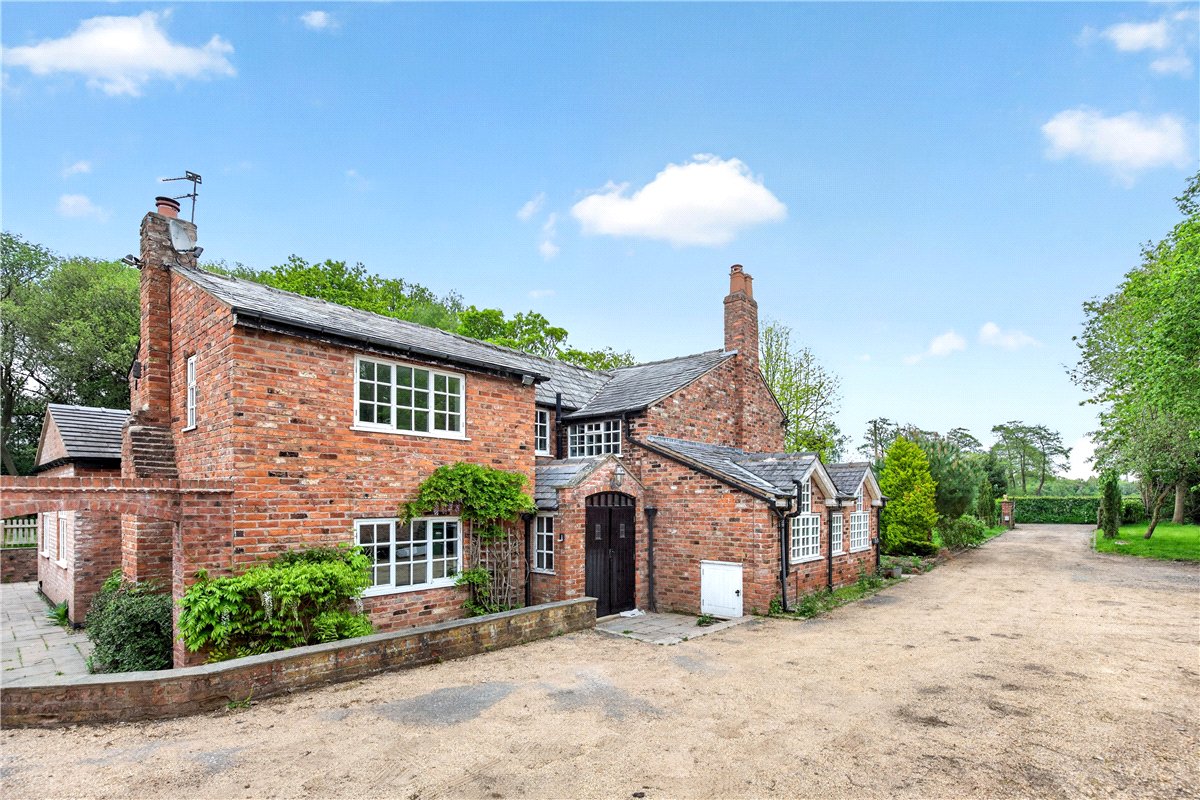4 bedroom house, Hulse Heath Lane, Mere WA16 - Available