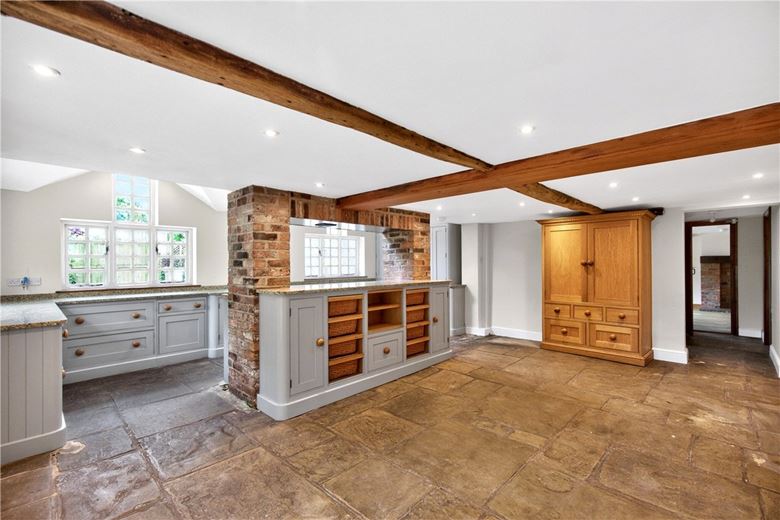 4 bedroom house, Hulse Heath Lane, Mere WA16 - Available