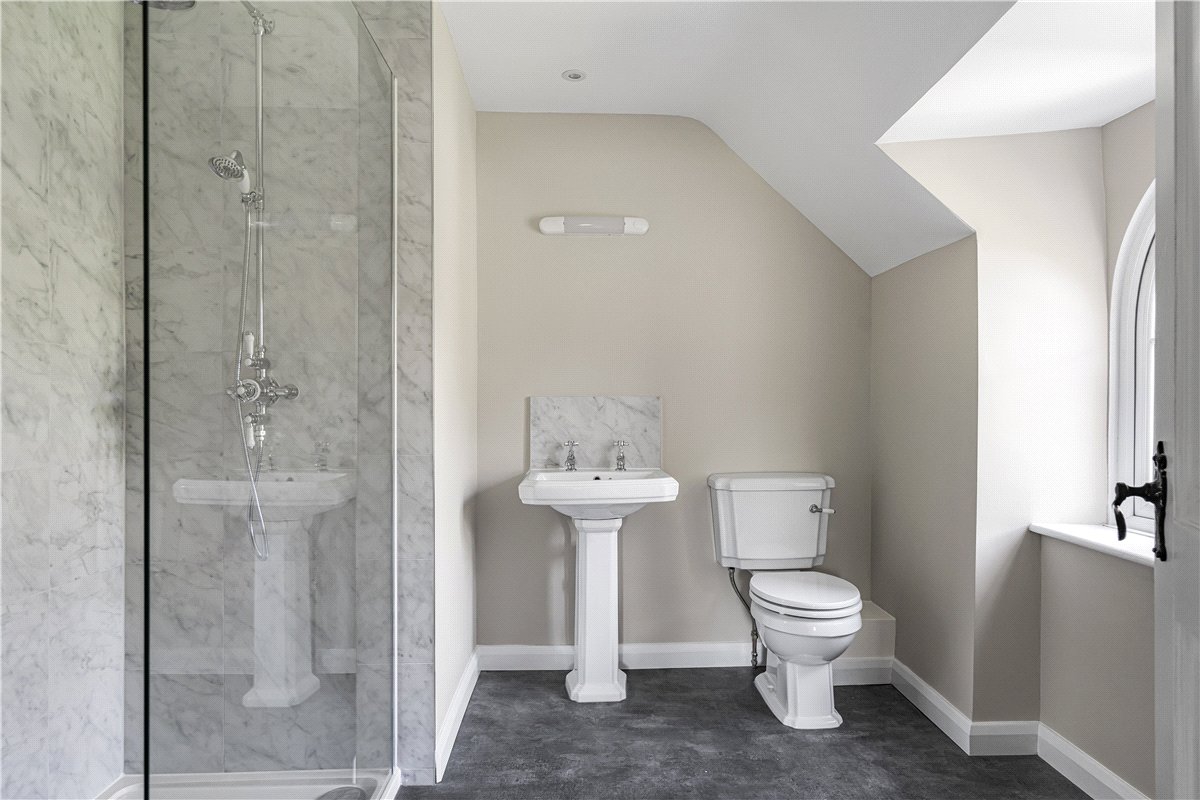 4 bedroom cottage, Aylesbury Road, Great Missenden HP16 - Let Agreed