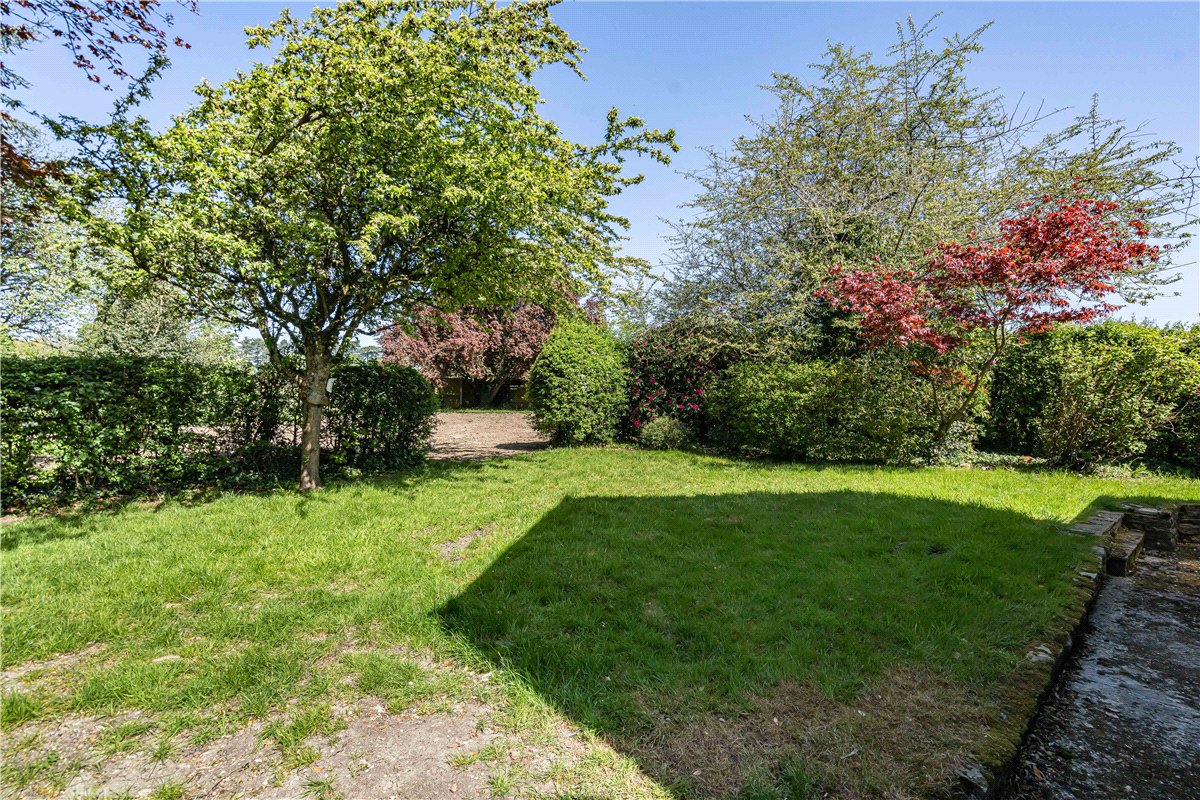 4 bedroom cottage, Aylesbury Road, Great Missenden HP16 - Let Agreed