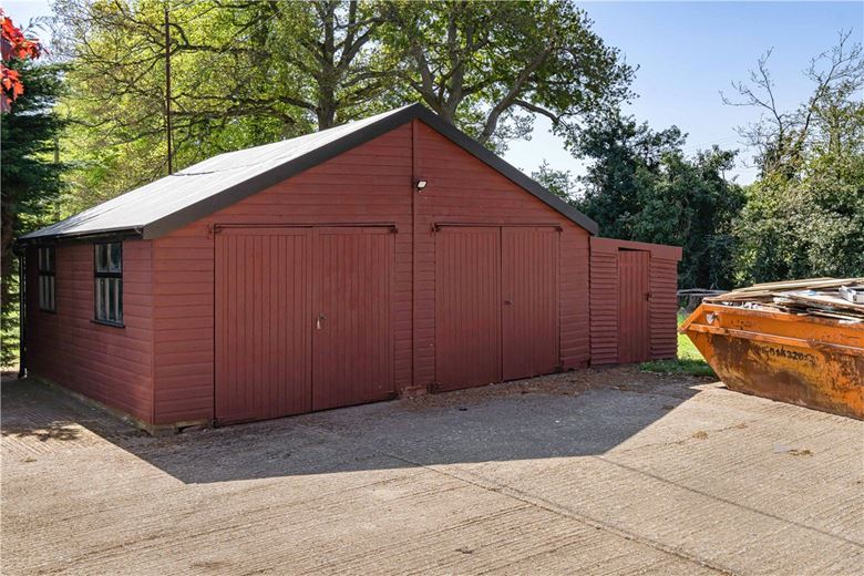 4 bedroom cottage, Aylesbury Road, Great Missenden HP16 - Let Agreed