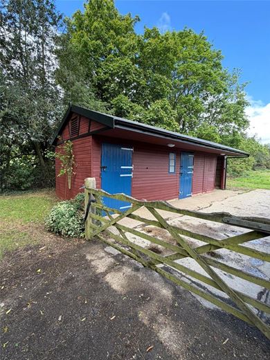 4 bedroom cottage, Aylesbury Road, Great Missenden HP16 - Let Agreed