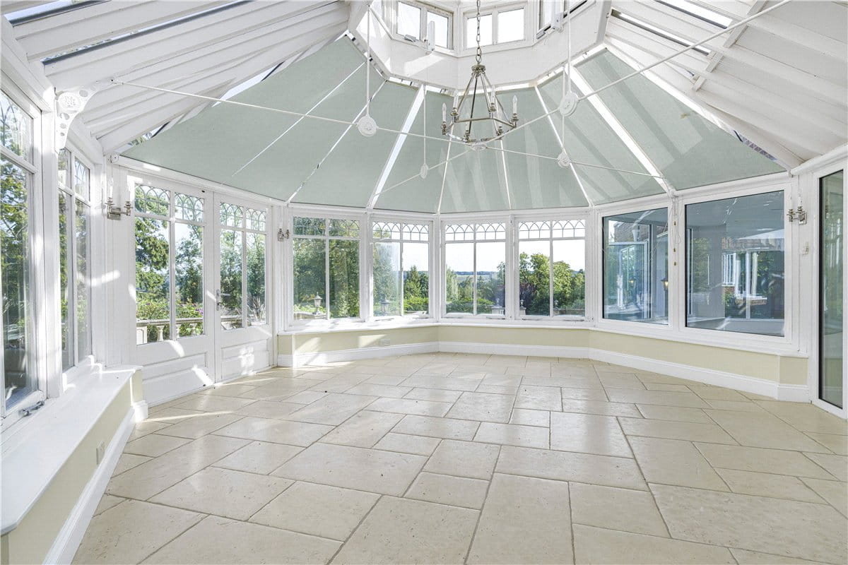 6 bedroom house, Chalk Lane, Hyde Heath HP6 - Available