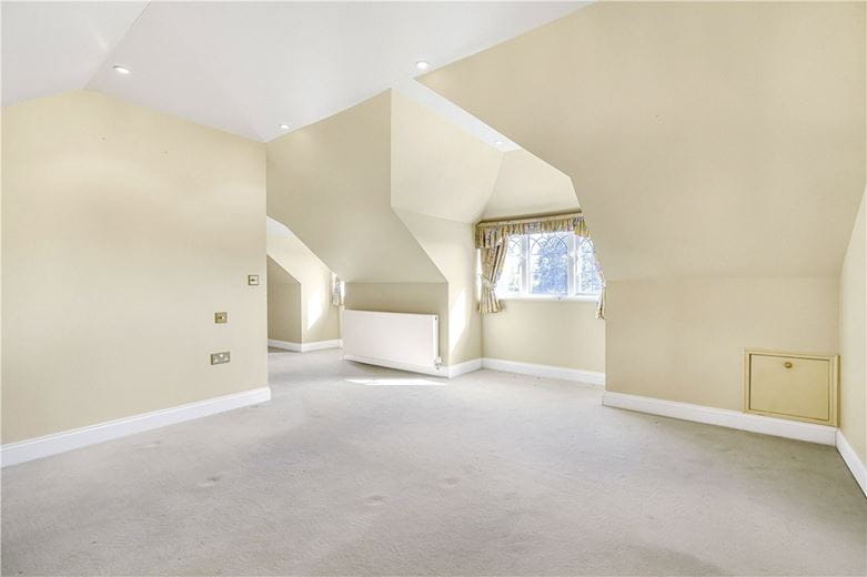 6 bedroom house, Chalk Lane, Hyde Heath HP6 - Available