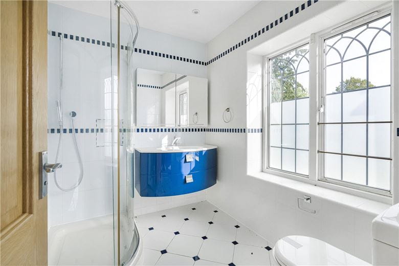 6 bedroom house, Chalk Lane, Hyde Heath HP6 - Available