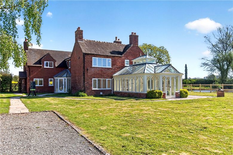 5 bedroom house, Hamley Heath, Rugeley WS15 - Available