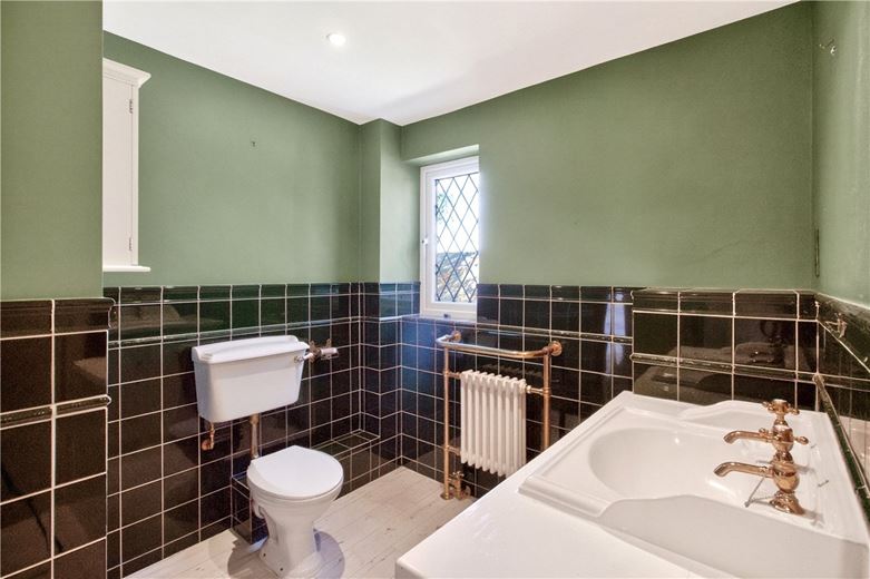 5 bedroom house, Hamley Heath, Rugeley WS15 - Available