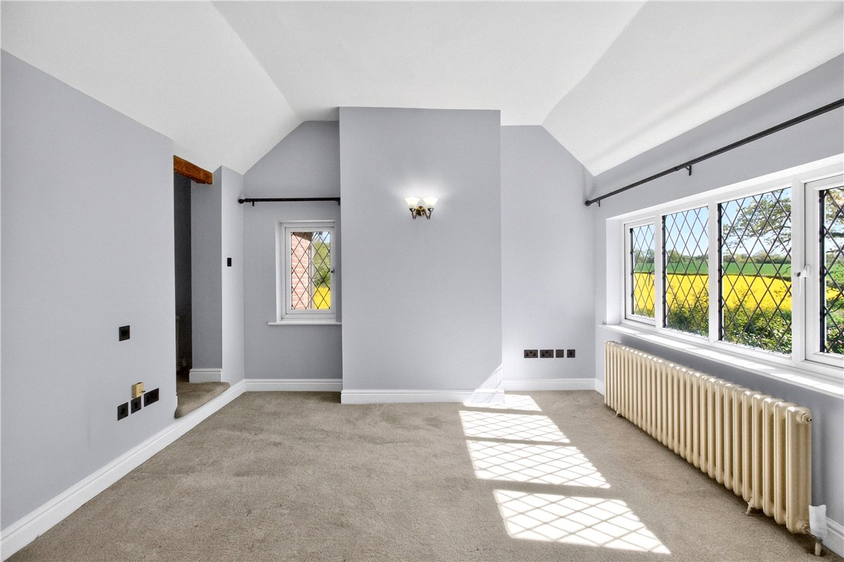 5 bedroom house, Hamley Heath, Rugeley WS15 - Available