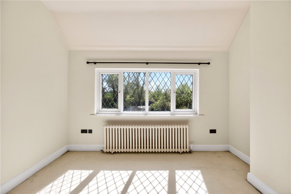 5 bedroom house, Hamley Heath, Rugeley WS15 - Available