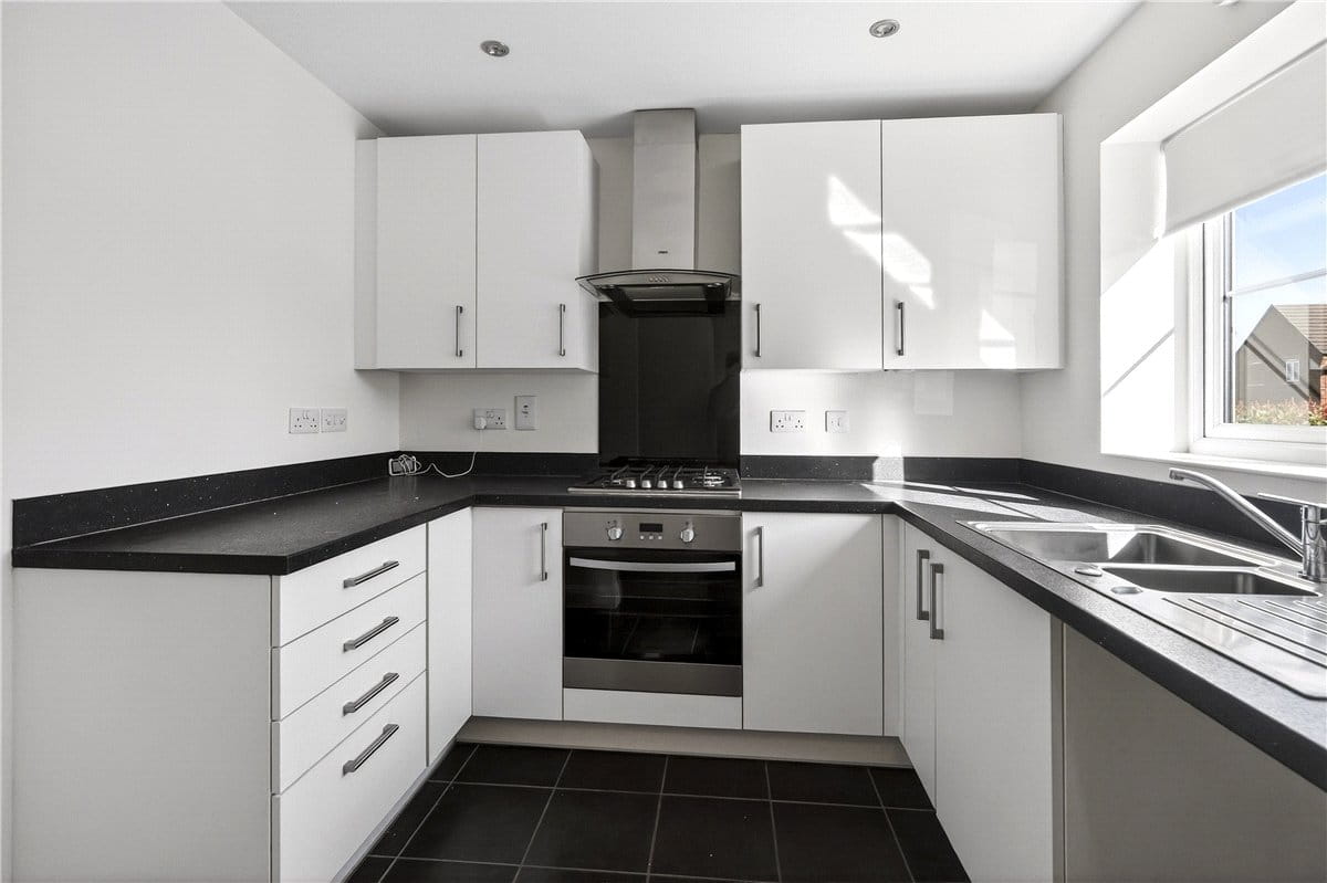 3 bedroom house, Windsor Way, Measham DE12 - Available