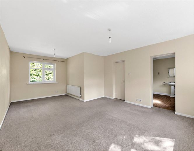 4 bedroom bungalow, Pool Meadow Close, Solihull B91 - Available