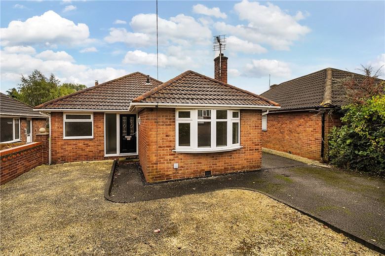 3 bedroom bungalow, Cherry Tree Road, Wales S26 - Let Agreed