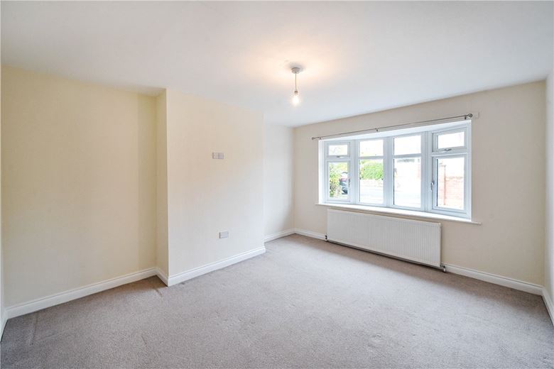 3 bedroom bungalow, Cherry Tree Road, Wales S26 - Let Agreed