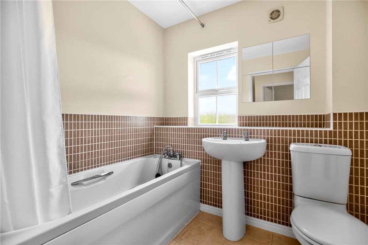 4 bedroom house, Sandwath Drive, Church Fenton LS24 - Available