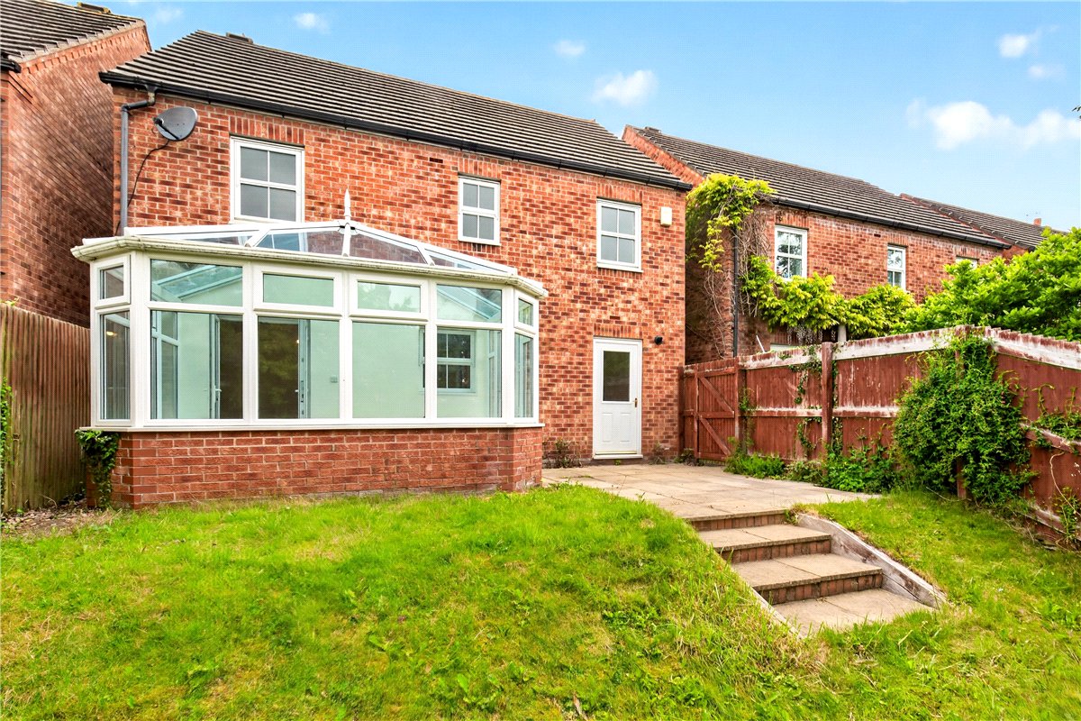 4 bedroom house, Sandwath Drive, Church Fenton LS24 - Available