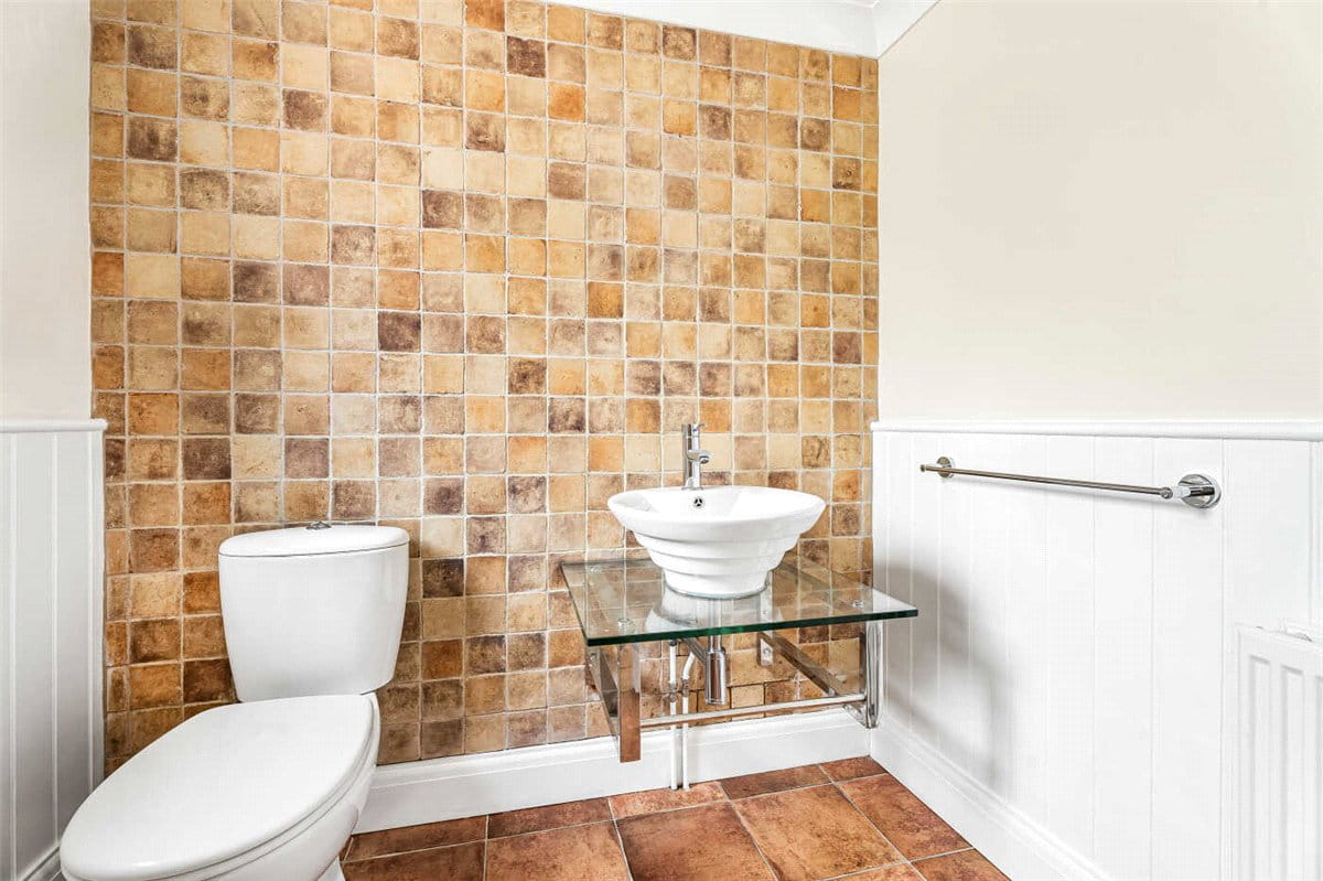 4 bedroom bungalow, Nash Lee Lane, Wendover HP22