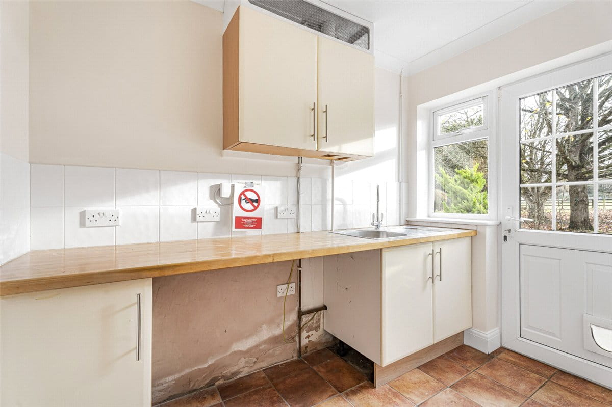 4 bedroom bungalow, Nash Lee Lane, Wendover HP22