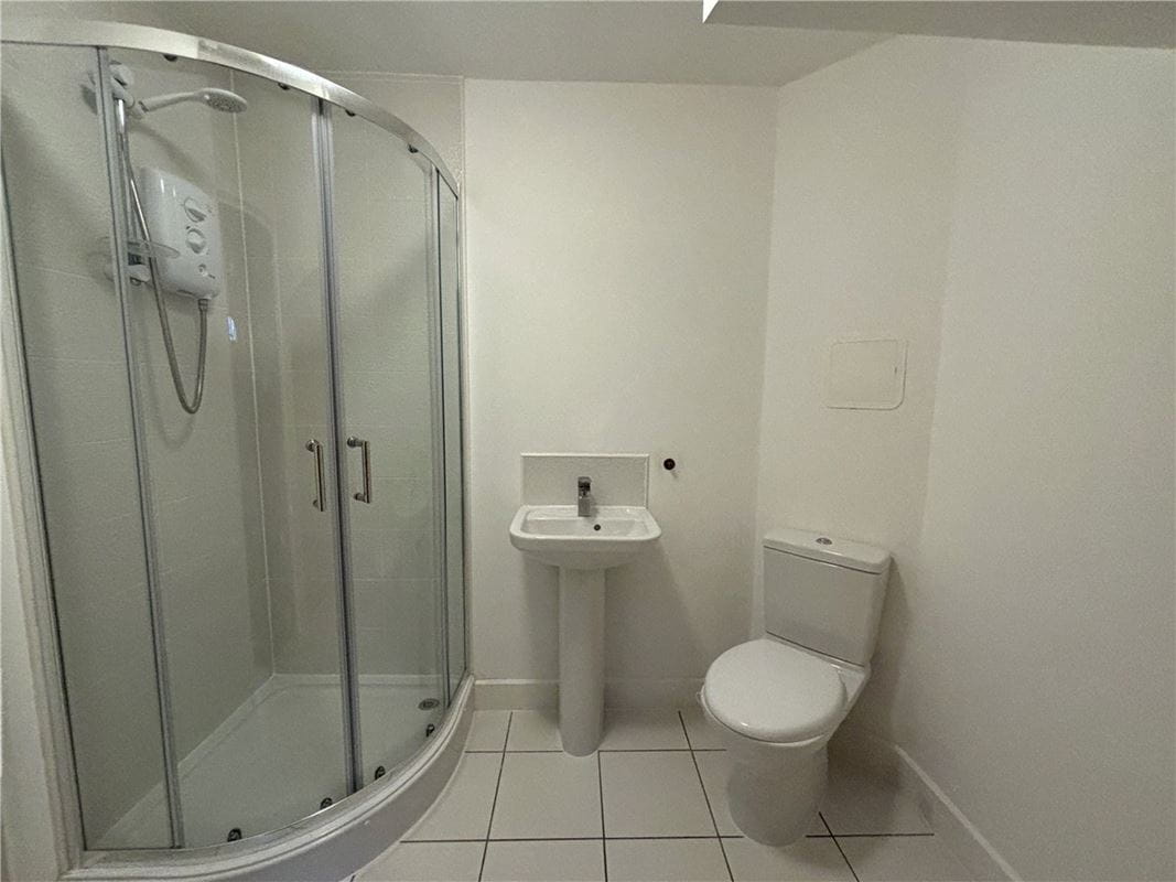 2 bedroom house, Comelybank Drive, Mexborough S64 - Available