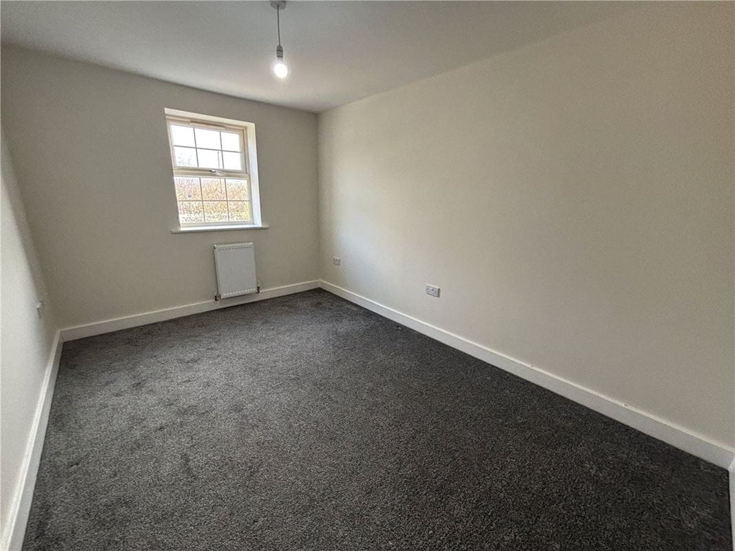 3 bedroom house, Comelybank Drive, Mexborough S64 - Available