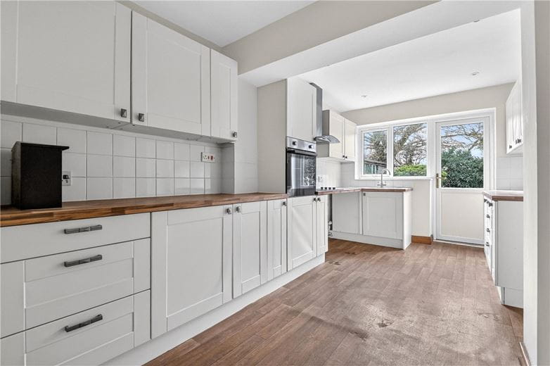 3 bedroom bungalow, Birch Grove, Birchmoor B78 - Available