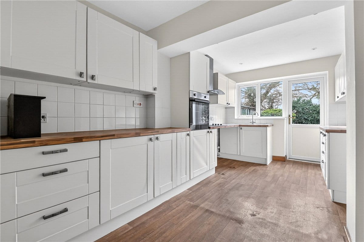 3 bedroom bungalow, Birch Grove, Birchmoor B78 - Available