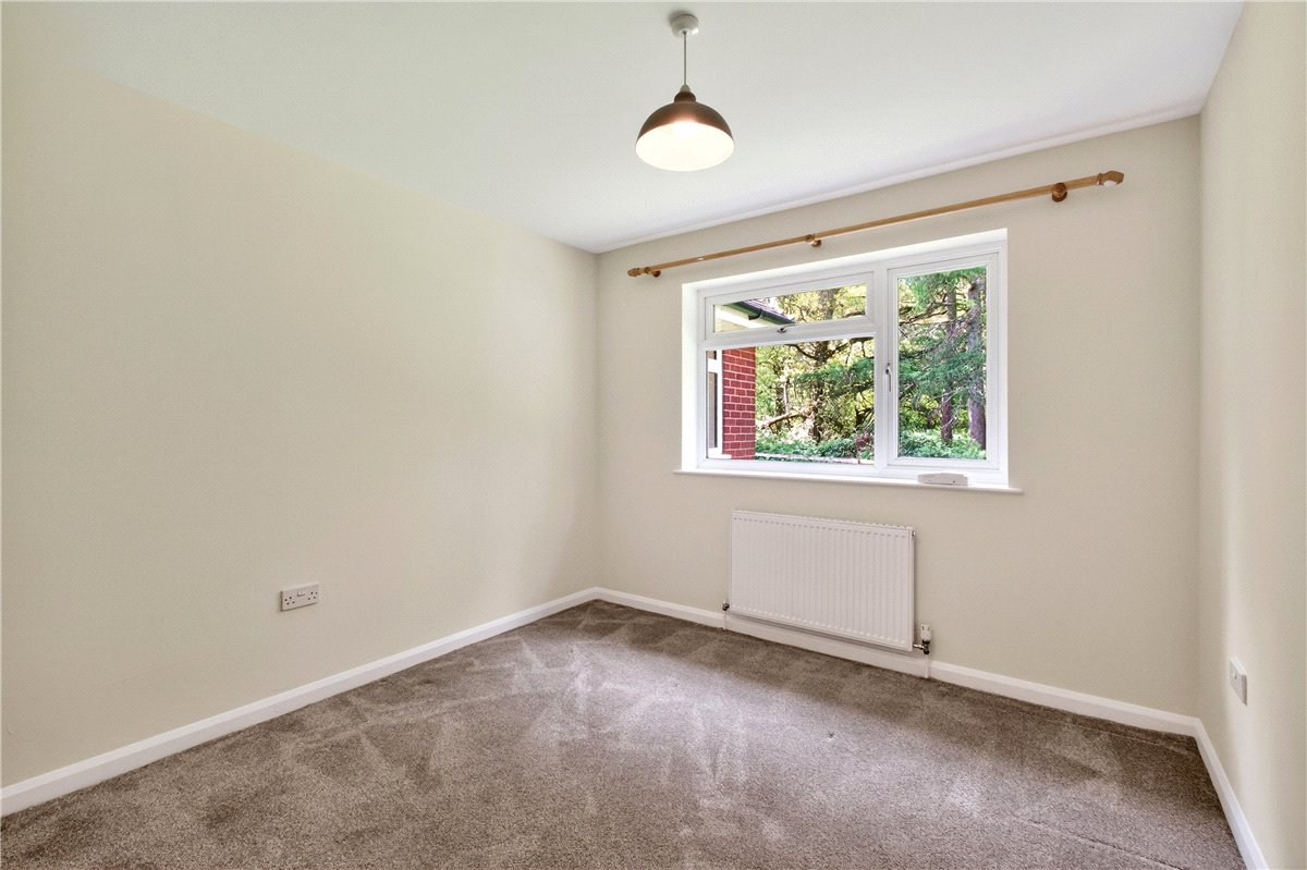 3 bedroom bungalow, Wood End Lane, Curborough WS13 - Available