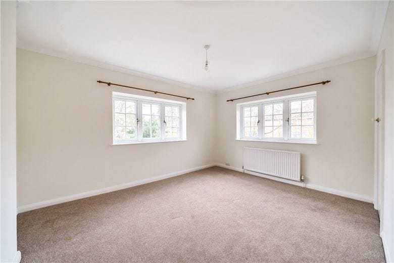 4 bedroom house, Ballinger Road, South Heath HP16 - Available