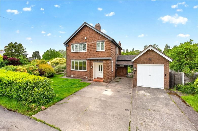 3 bedroom house, Robins Lane, Culcheth WA3 - Available