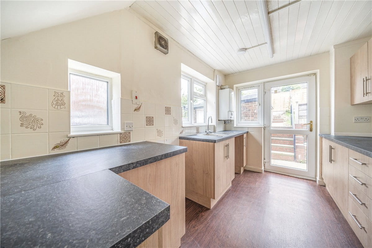 3 bedroom house, Kingsway, Bredbury SK6 - Available