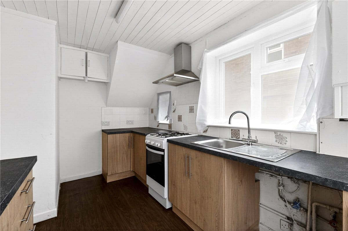 3 bedroom house, Kingsway, Bredbury SK6 - Available