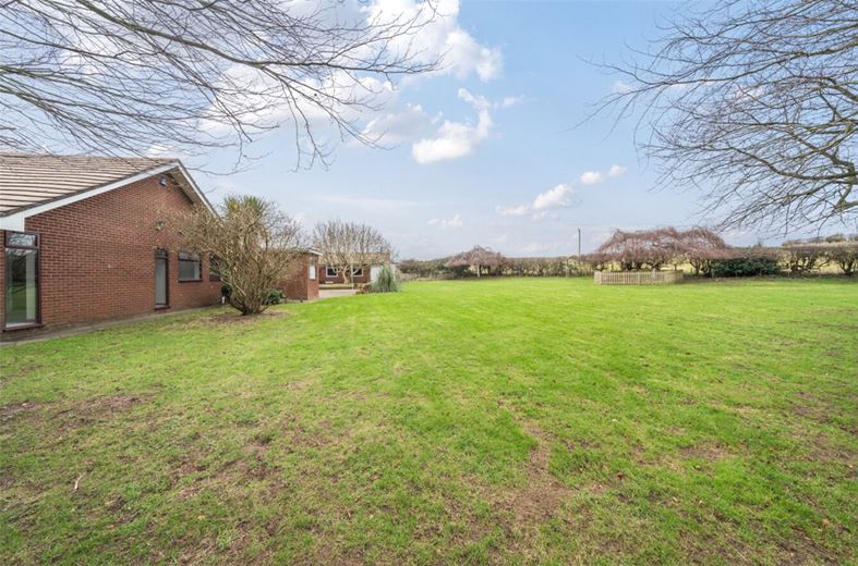 4 bedroom bungalow, Darnford Lane, Lichfield WS14 - Available