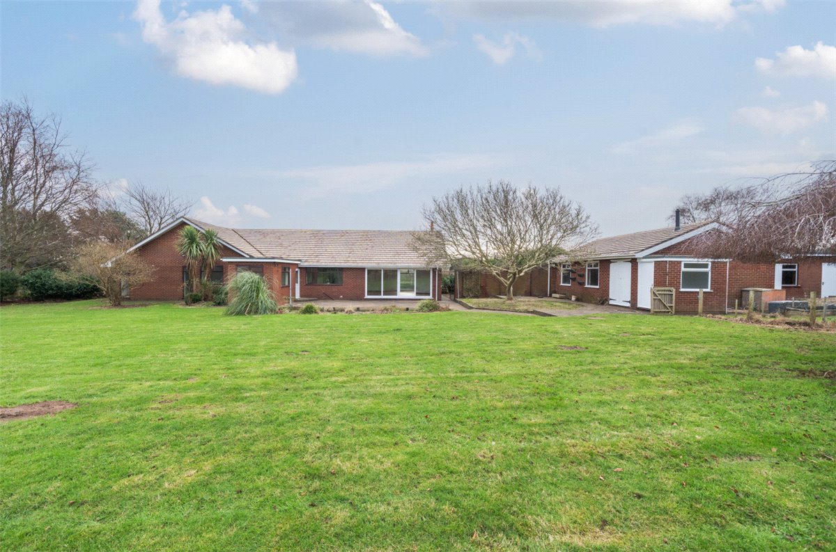 4 bedroom bungalow, Darnford Lane, Lichfield WS14 - Available
