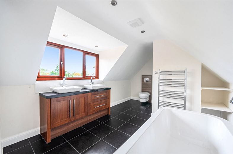 5 bedroom house, Tolldish Lane, Great Haywood ST18