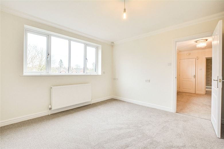 4 bedroom house, Burnside, Hale Barns WA15 - Available