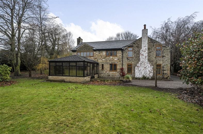 4 bedroom house, Pontefract Road, Crofton WF4 - Available