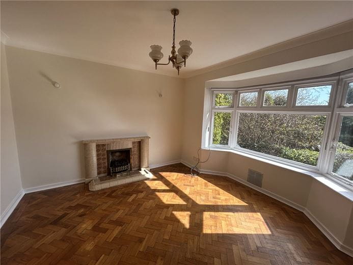 2 bedroom bungalow, Newcastle Road, Chorlton CW2 - Available