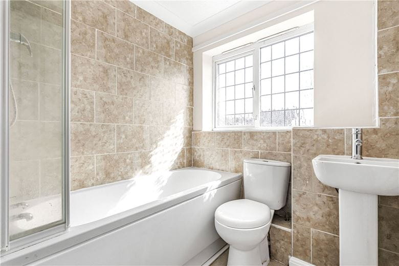 4 bedroom house, Amersham Way, Measham DE12