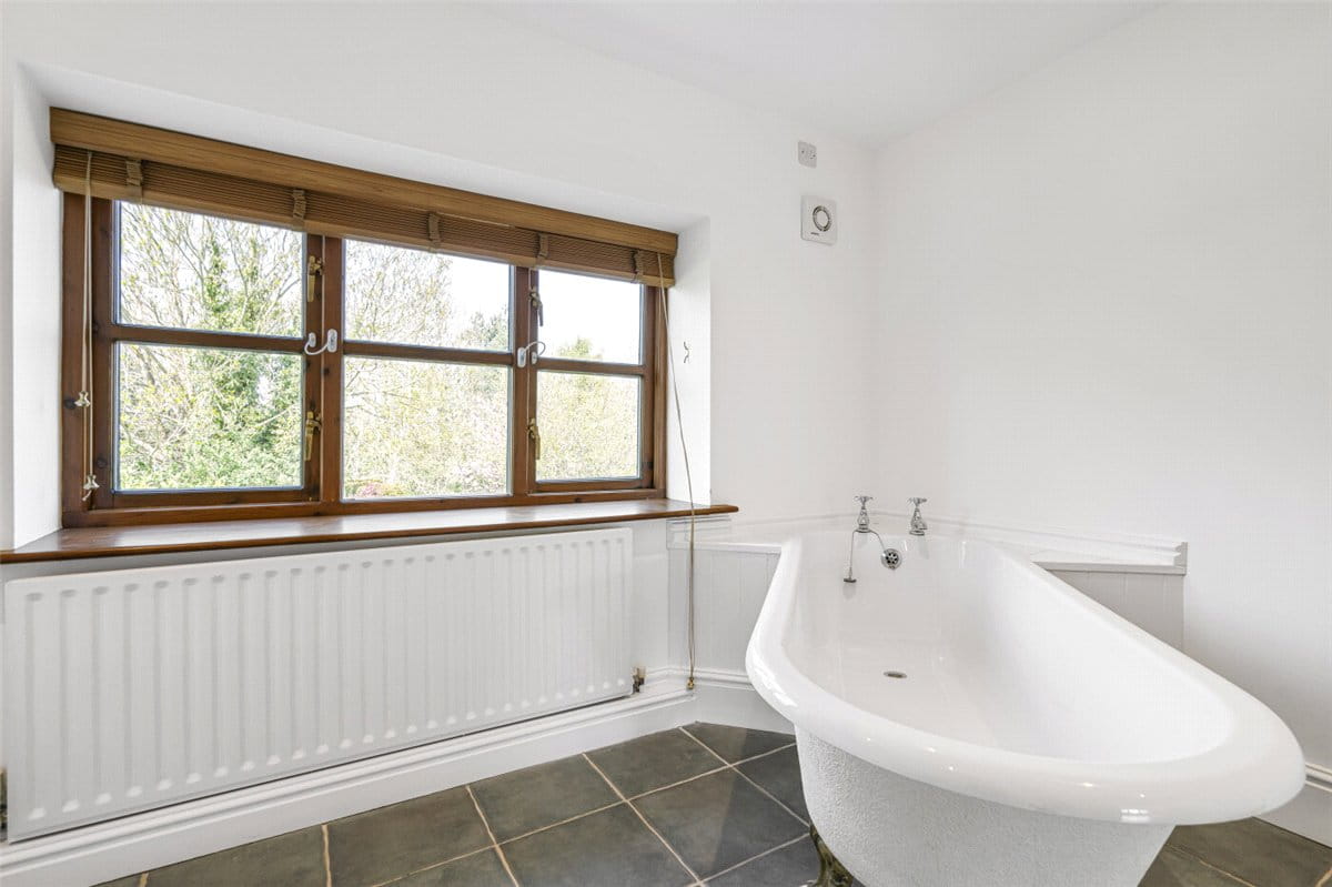 4 bedroom cottage, Yew Tree Court, Nantwich Road CW10