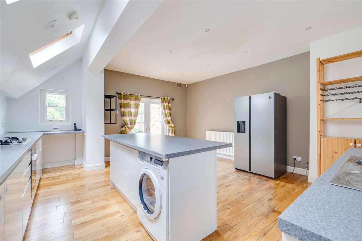 4 bedroom house, Langthorne Street, London SW6 - Sold