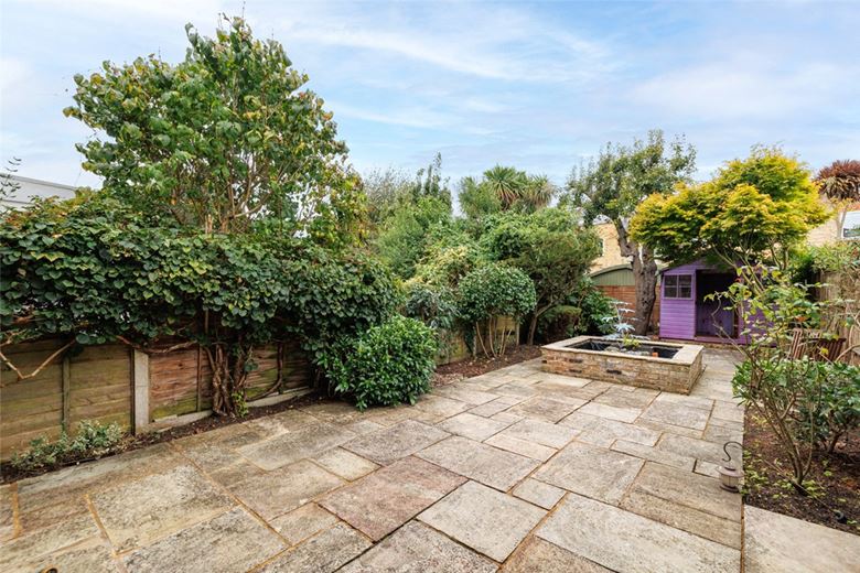 4 bedroom house, Langthorne Street, London SW6 - Sold