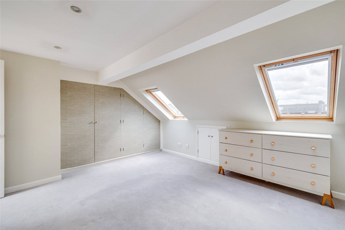 4 bedroom house, Langthorne Street, London SW6 - Sold