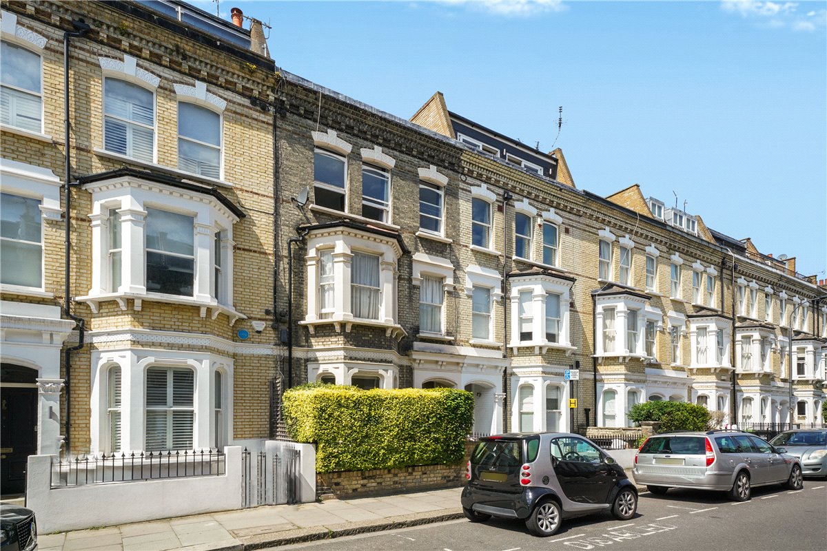 1 bedroom flat, Radipole Road, London SW6 - Sold