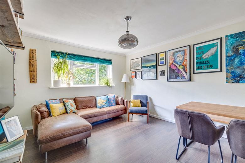 1 bedroom flat, Landridge Road, London SW6 - Available