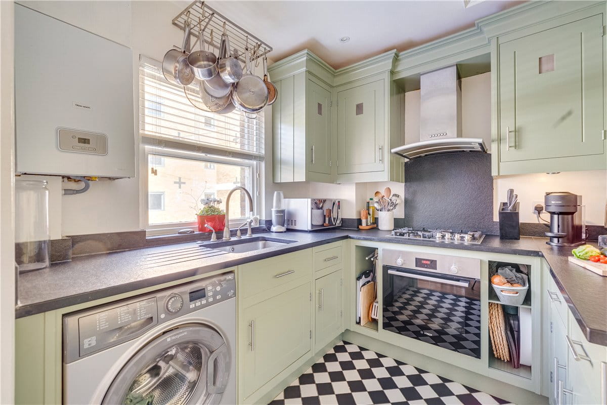 2 bedroom house, Marryat Square, Wyfold Road SW6 - Sold