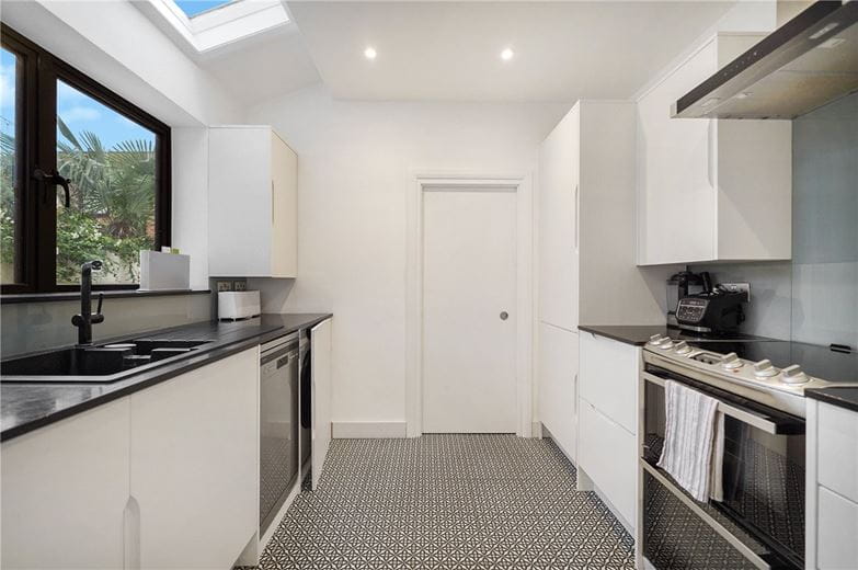 3 bedroom house, Colehill Lane, London SW6 - Available